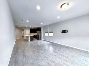 12402 Zenyatta Dr in Buda, TX - Building Photo - Building Photo