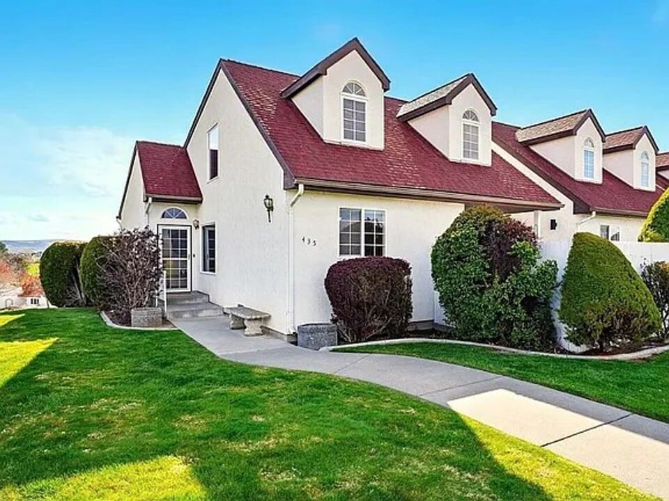 435 Nicklaus Ct in Richland, WA - Building Photo