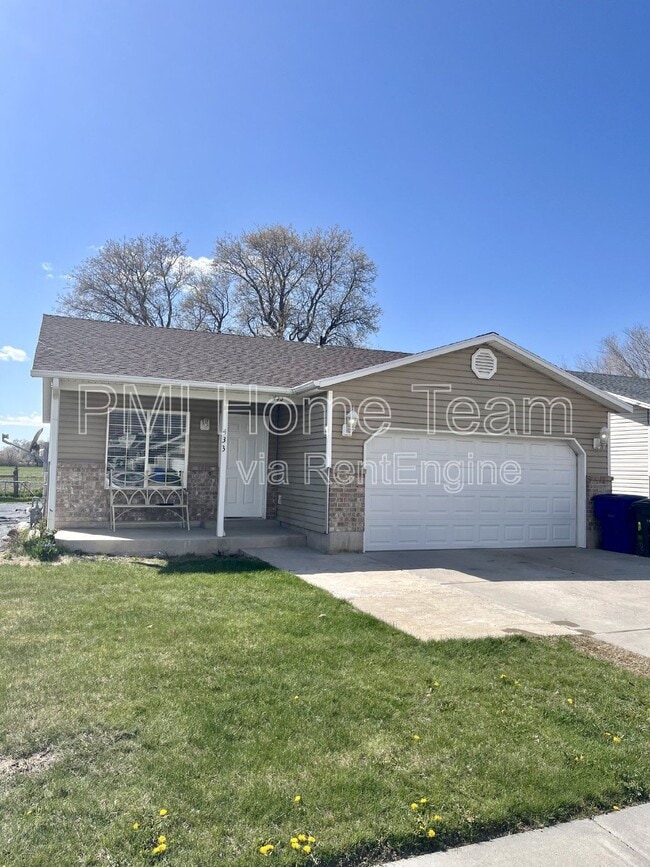 property at 433 Downs Dr
