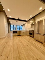 21 E 6th St in Tempe, AZ - Building Photo