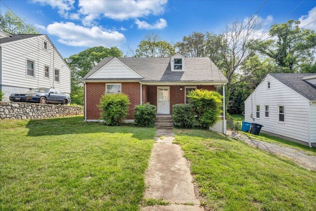 property at 517 36th St