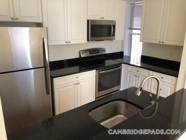 1 Chauncy St in Cambridge, MA - Building Photo