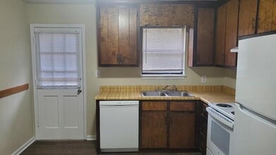 1170 Kings Mill Run N in Athens, GA - Building Photo - Building Photo