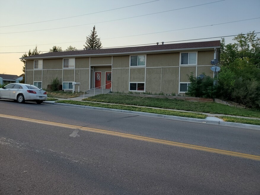 Spring Hill Apartments and Nearby Casper Apartments For Rent Casper, WY