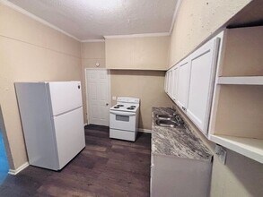 922 Bloom St in Jackson, MS - Building Photo - Building Photo