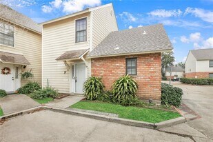1500 W Esplanade Ave, Unit 43F in Kenner, LA - Building Photo