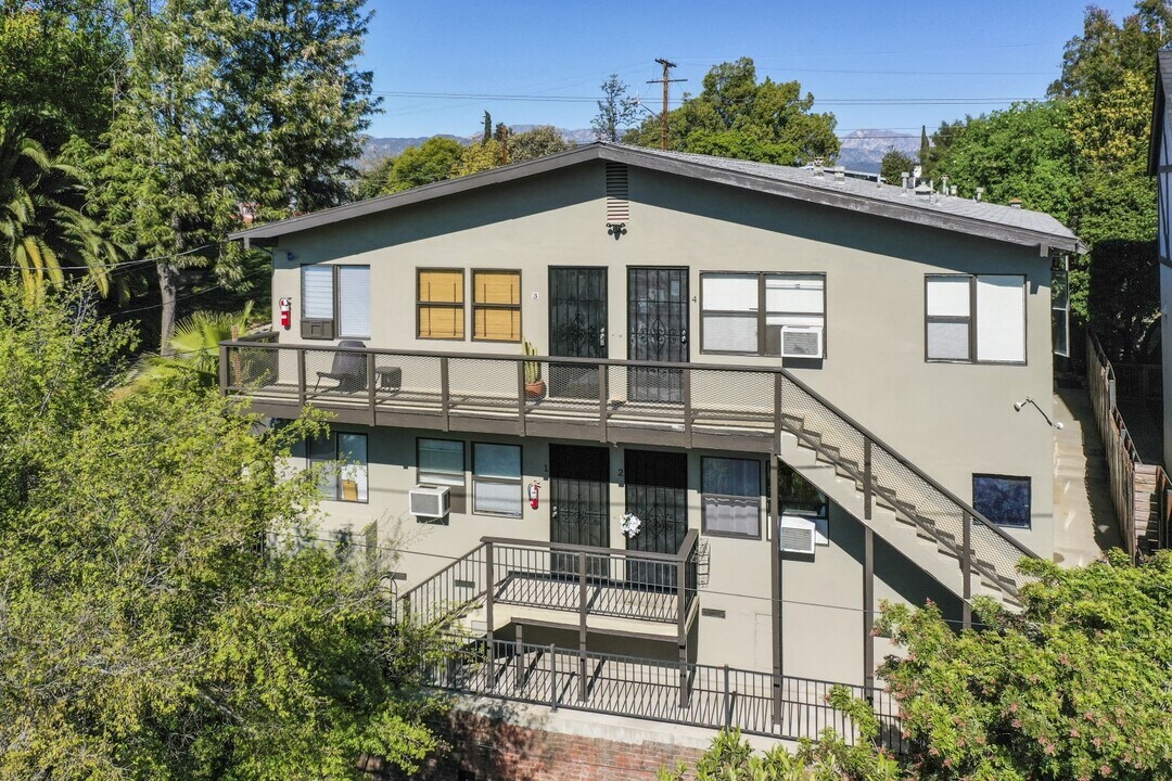 2986 Waverly Dr, Unit #4 in Los Angeles, CA - Foto de edificio