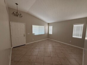 42957 Masonic Dr in Hemet, CA - Building Photo - Building Photo