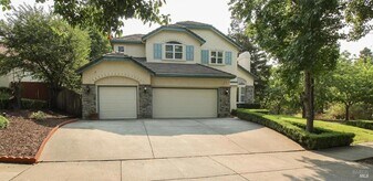 3500 Crownridge Dr in Fairfield, CA - Building Photo