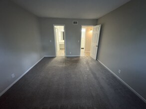 1005 Hickory Hill Ln in Nashville, TN - Building Photo - Building Photo