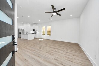 3310 Hardy St in Houston, TX - Building Photo - Building Photo