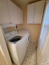 102 Brook St in Torrington, CT - Building Photo - Building Photo