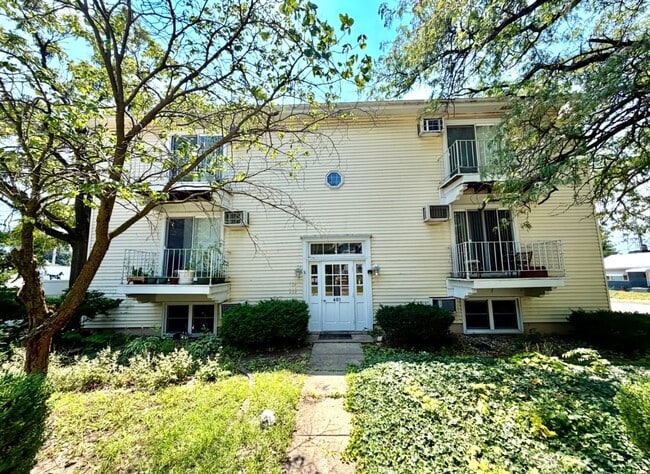 property at 401 E Locust St