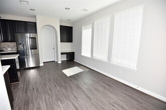 14615 Birchwood Falls Trail in Cypress, TX - Foto de edificio - Building Photo