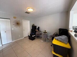 11904 Basin St S in Wellington, FL - Building Photo - Building Photo