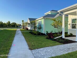 173 Coastal Ave in Daytona Beach, FL - Building Photo - Building Photo