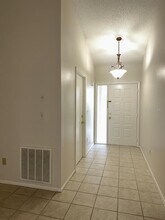 4002 Shoreside Cir in Tampa, FL - Building Photo - Building Photo