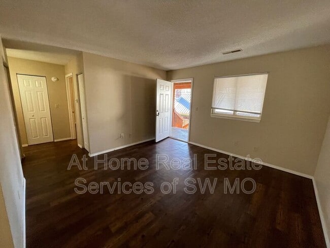 510 W Scott St in Springfield, MO - Building Photo - Building Photo