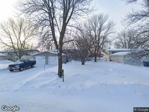 3103 Covent Garden St S in Moorhead, MN - Building Photo - Building Photo