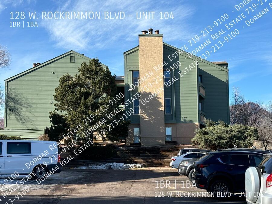 128 W Rockrimmon Blvd in Colorado Springs, CO - Building Photo