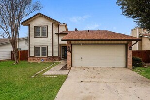 13031 Feather Ridge Dr in San Antonio, TX - Building Photo