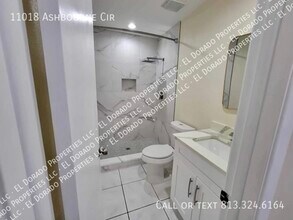 11018 Ashbourne Cir in Tampa, FL - Building Photo - Building Photo