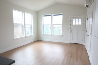 12917 SE Ridgecrest Rd in Happy Valley, OR - Building Photo - Building Photo