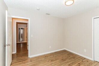 7815 Capwood Ave in Tampa, FL - Building Photo - Building Photo