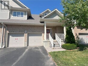 50 Bryan Ct in Kitchener, ON - Building Photo - Building Photo