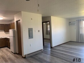 800 Fairfield Dr, Unit 22 in Platteville, WI - Building Photo - Building Photo