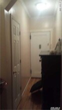 37-21 80th St in Queens, NY - Foto de edificio - Building Photo