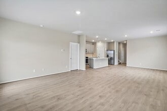 12039 Meandering Strm Dr in Baytown, TX - Building Photo - Building Photo