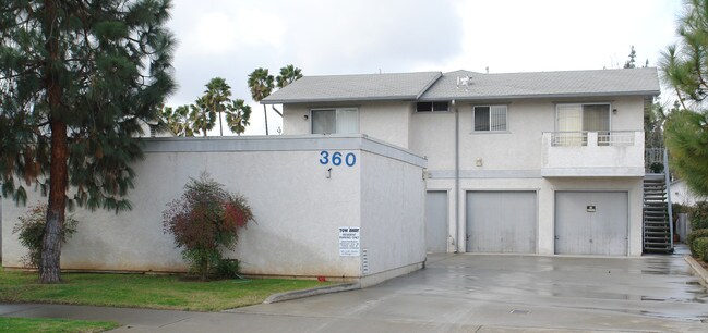 360 Claydelle Ave in El Cajon, CA - Building Photo - Building Photo