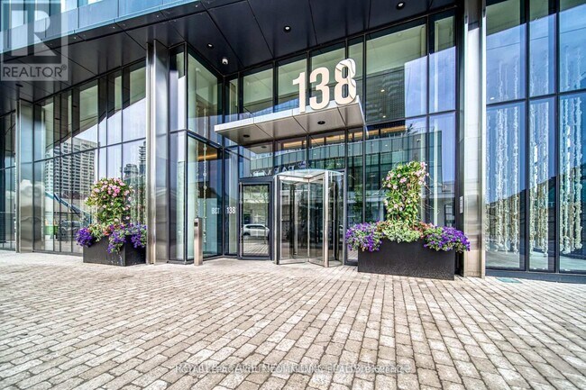 138-7138 Downes St in Toronto, ON - Building Photo - Building Photo