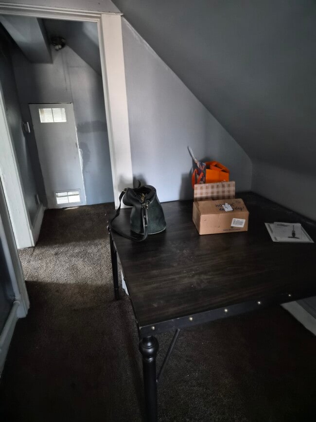 property at 10113 Parkgate Ave