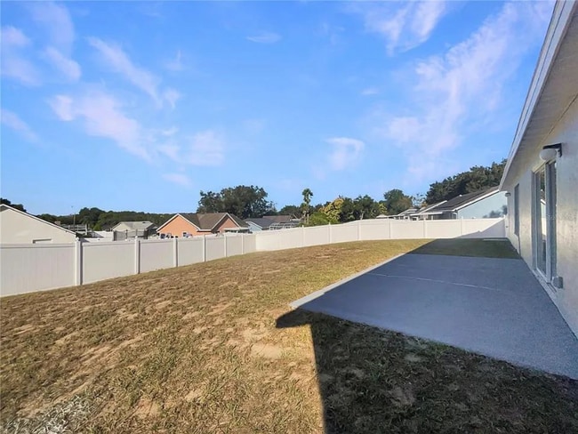 441 Nevada Loop Rd in Davenport, FL - Foto de edificio - Building Photo