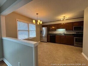 6658 Vaughn Rd in Fayetteville, NC - Building Photo - Building Photo