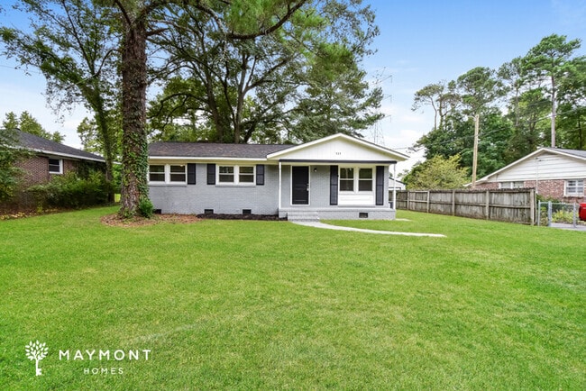 property at 533 Dawn Dr