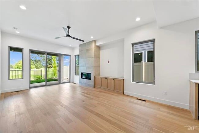 property at 6440 S Astoria Ave