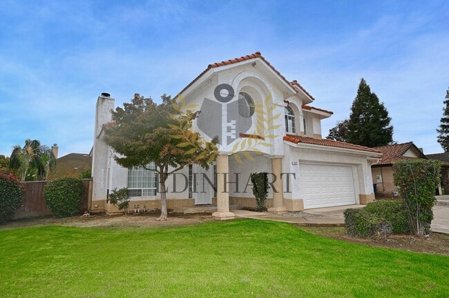 2233 E Christopher Dr in Fresno, CA - Building Photo - Building Photo