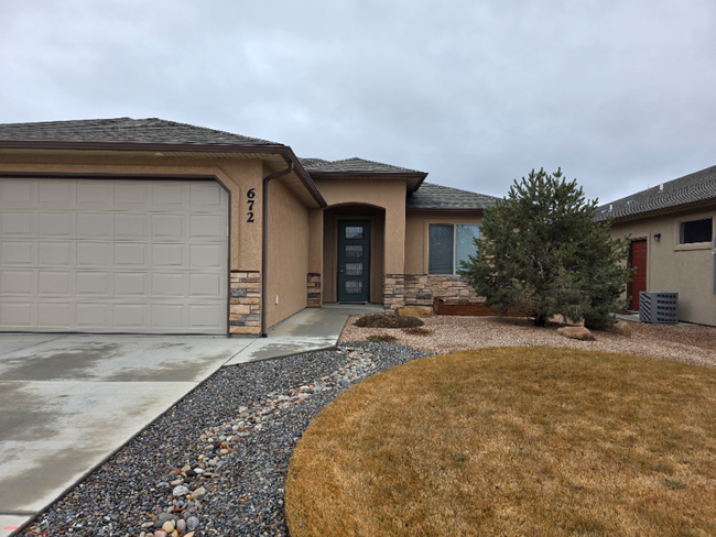 672 Strathearn Dr in Grand Junction, CO - Building Photo - Building Photo