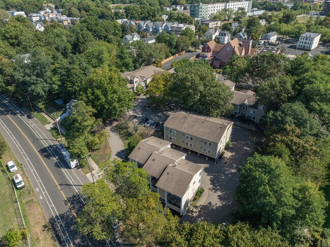 537 Sherman Pky in New Haven, CT - Building Photo - Building Photo