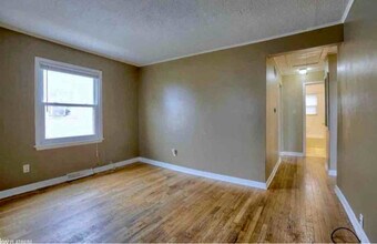 11260 Sherman Ave in Warren, MI - Foto de edificio - Building Photo