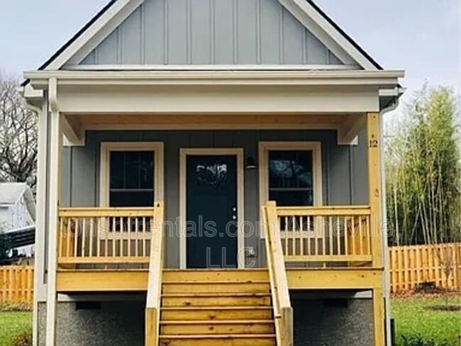 12 Cedar St in Asheville, NC - Building Photo - Building Photo
