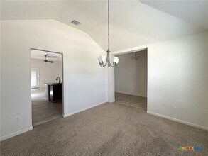 3810 Flatrock Mountain Dr in Killeen, TX - Building Photo - Building Photo