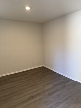 4814 Stone Dr in Conover, NC - Building Photo - Building Photo