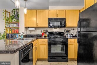 800 4th St SW in Washington, DC - Building Photo - Building Photo
