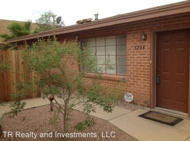 3208 E Terra Alta Blvd