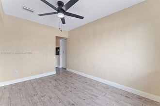 2634 Sheridan St in Hollywood, FL - Foto de edificio - Building Photo