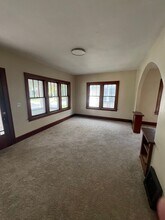 811 E Elm Ave in Monroe, MI - Building Photo - Building Photo